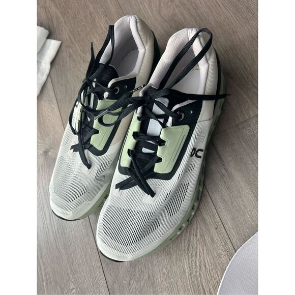 ON Cloudstratus Men's Gray Green Light Running Shoes size 12 - Picture 1 of 8
